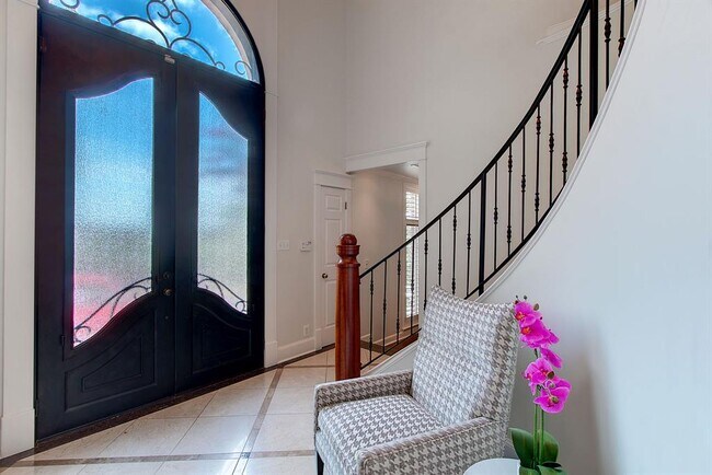 Photo - 4707 Mantle Dr