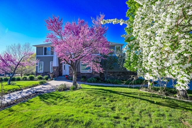 Photo - 857 Southfork Dr