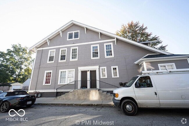 Building Photo - 125 E 17th St Unit 2 Rental