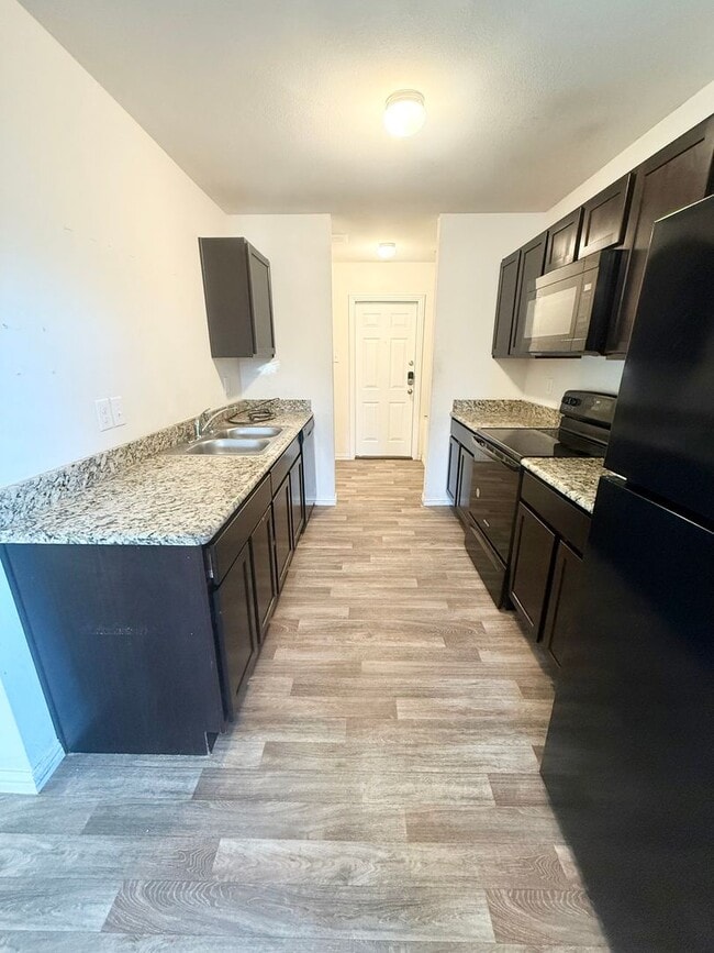 Photo - 3-bed/2-bath built in 2020!