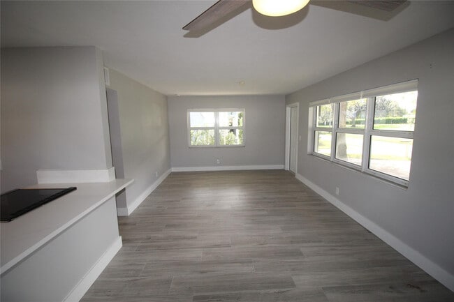 Photo - 241 NW 1st Ave