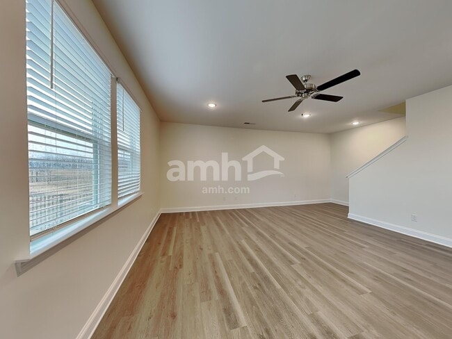 Photo - 3488 Lincoln Hts Ln