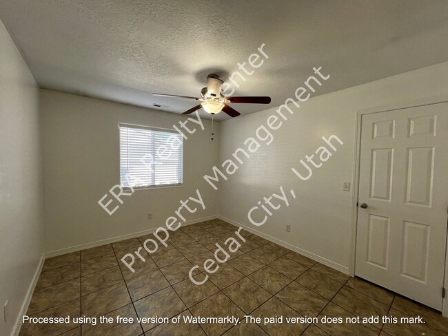 Photo - 159 E 820 S