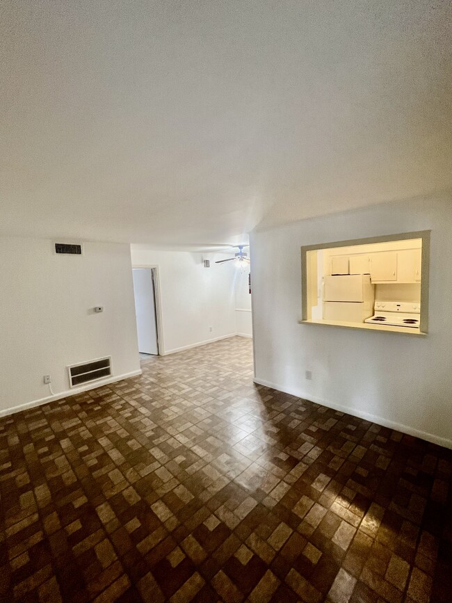 3838 Glen Arbor Dr Unit 15