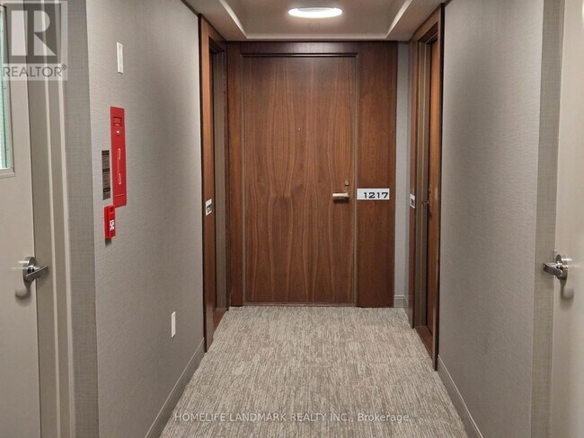 Photo - 275 Village Green Square Unit 1217