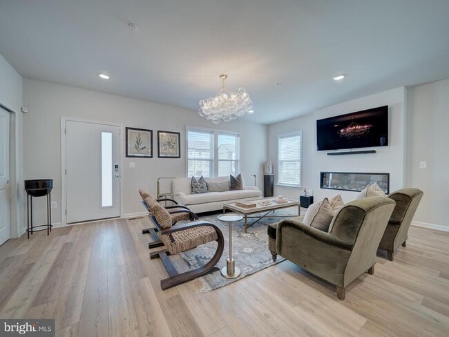 Photo - 3512 Biota Ln