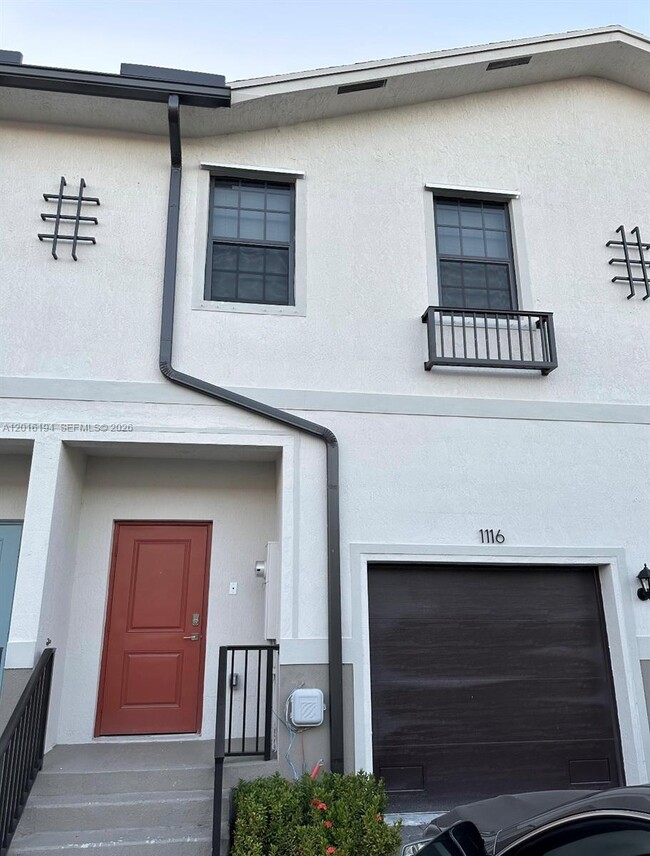 1116 SW 7th Ct