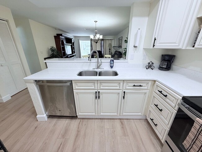 Photo - Beautifully Updated & Furnished 2-Bed/2-Ba...