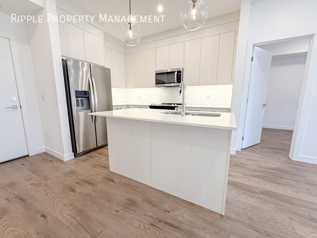 Photo - Modern 2 Beds, 2 Baths Apartment/Condo | Chestermere Living | HALF MONTH OFF for early move-in Unité 1403