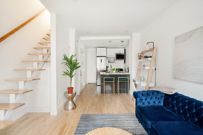 Photo - 1597 York Ave Unidad FL5-ID1021960P