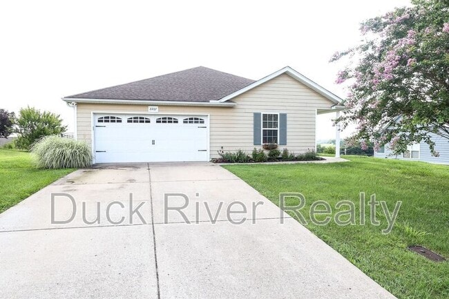 Building Photo - 2207 Carpenter Bee Dr