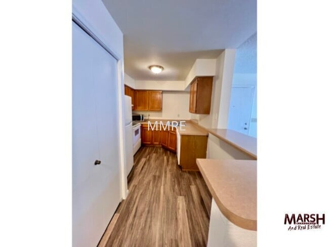 Photo - Cozy 2 bedroom condo with community pool in Mesa!