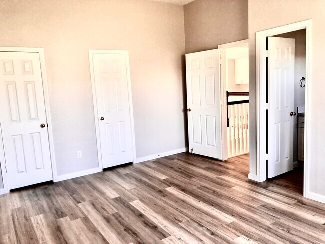 Photo - 5711 Silver Bay Ct