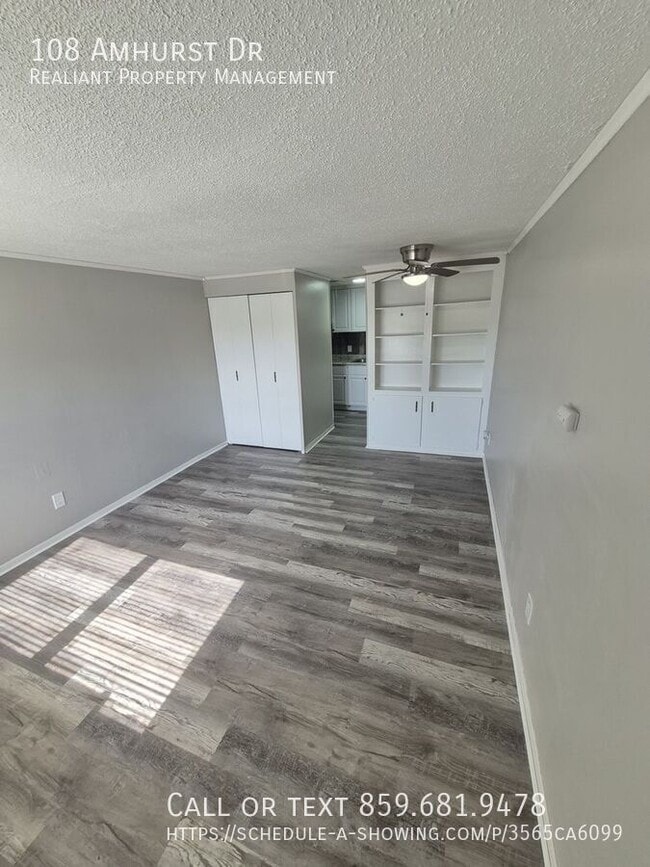 Photo - 108 Amhurst Dr