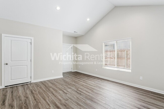 Photo - 12046 W Shadow Lks St