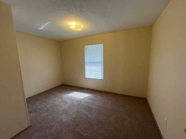 Photo - cli91012 Unit 910