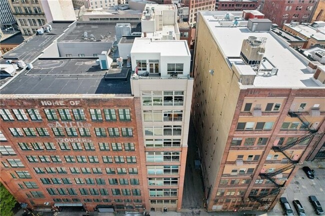 Photo - 941 Penn Ave