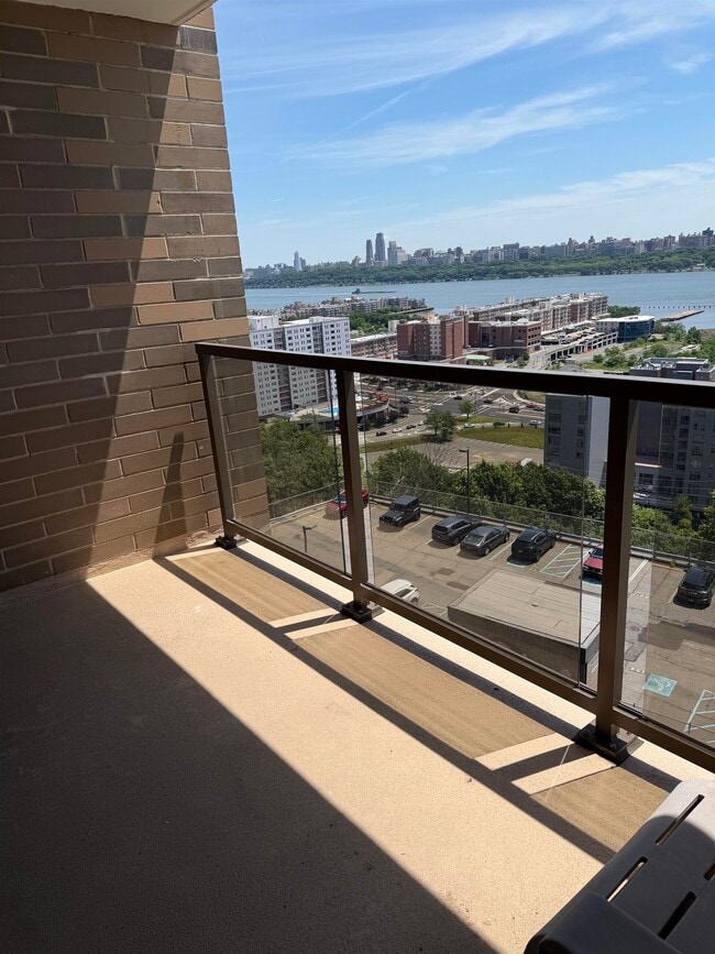 Photo - 9060 Palisade Ave Unit 705
