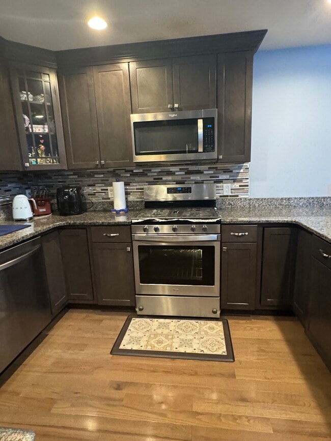 Photo - 26 Sugar Maple Ln