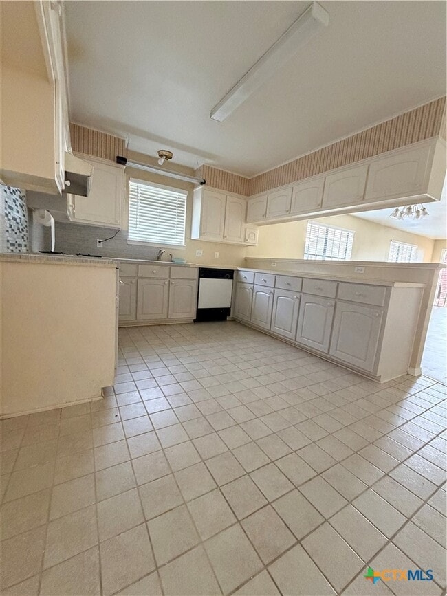 Photo - 113 Stonewood Pl