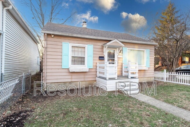 Photo - 1128 Sterling St