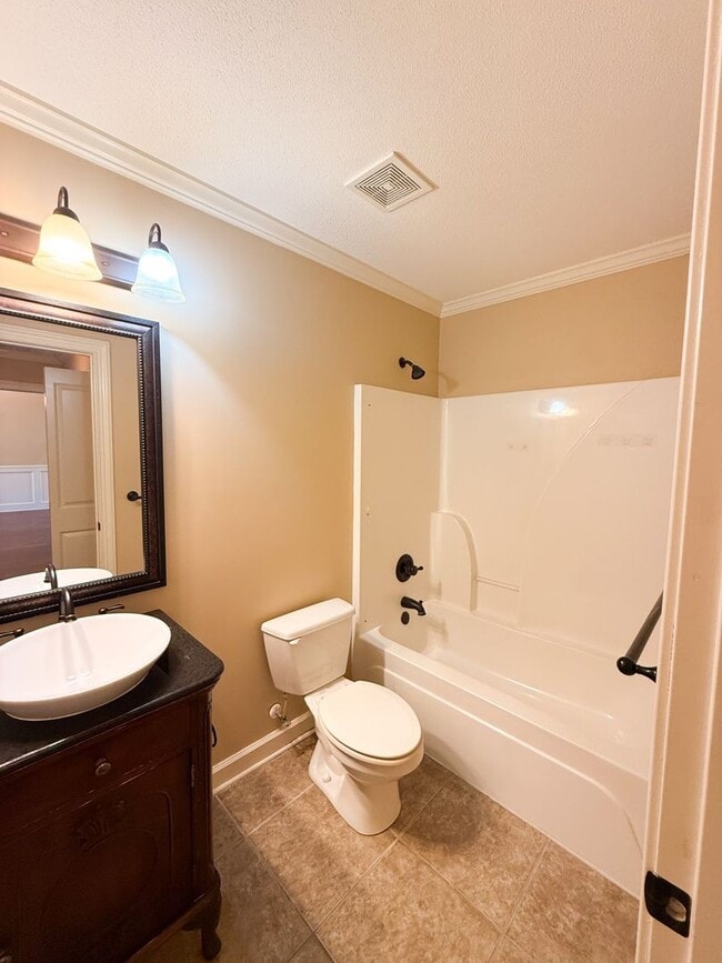 Photo - 4214 Whithorn Way