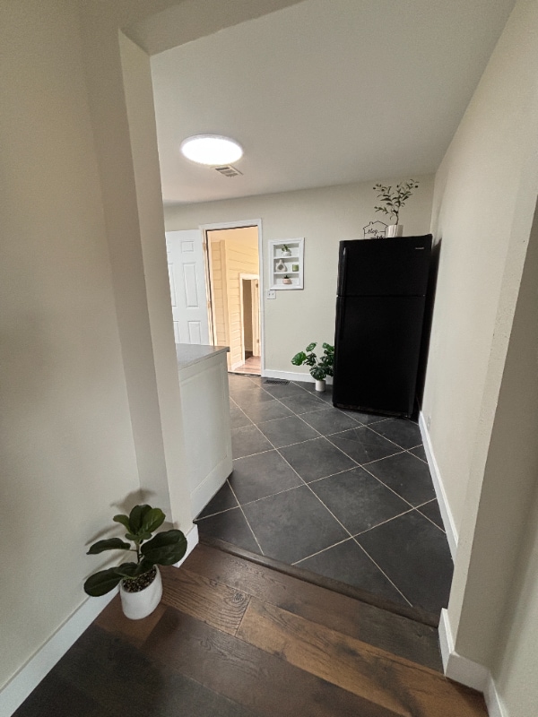 Photo - 1105-1107 Reynolds Rd