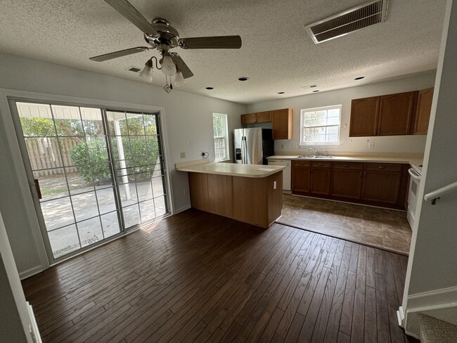 Photo - 3511 Crepe Myrtle Ct