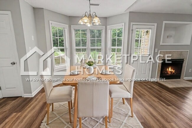 Photo - 225 Falcon Ridge Dr