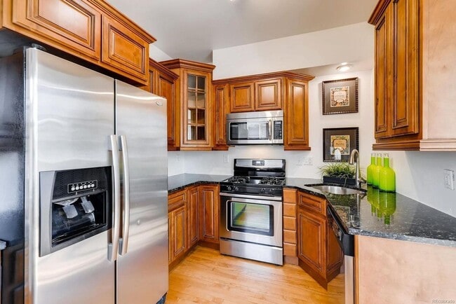 Photo - Craftsman-style bungalow in Sunnyside FOR RENT!