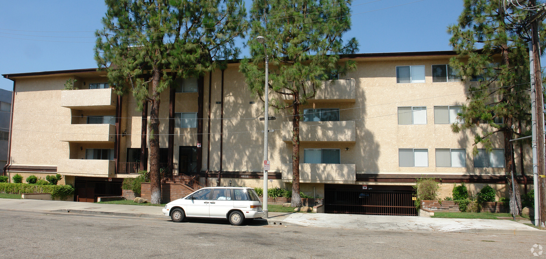 Americana Apartments - Americana Apartments