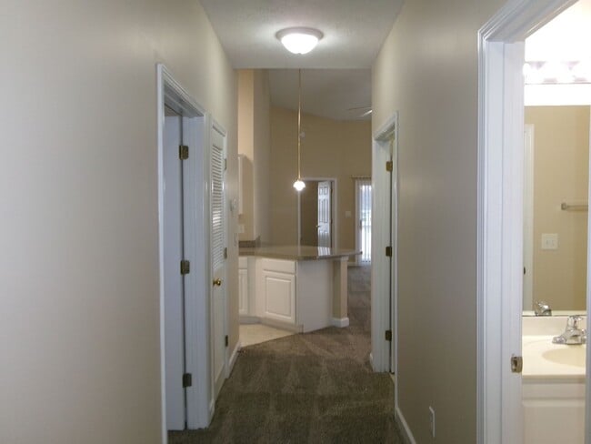 Photo - 3 bedroom, 2 bath condo in Carolina Willows Unit 10-H