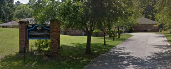 Photo - 13000 Main St