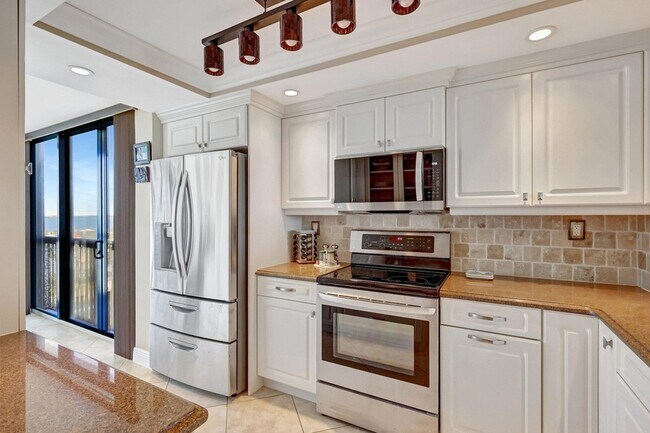 10680 S Ocean Dr Unit 901