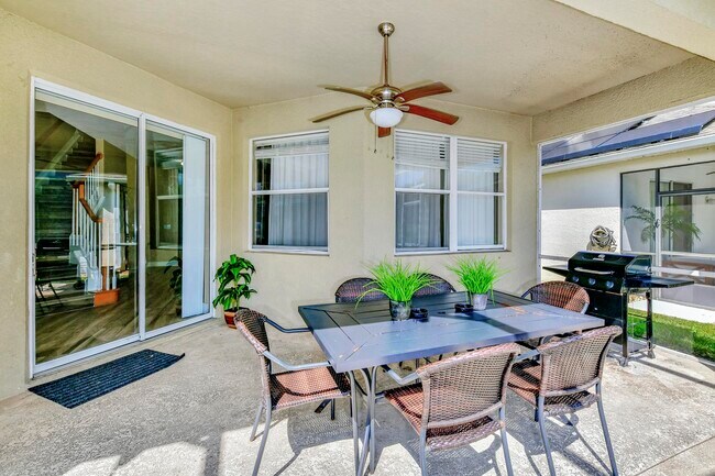 Photo - 118 Higher Combe Dr