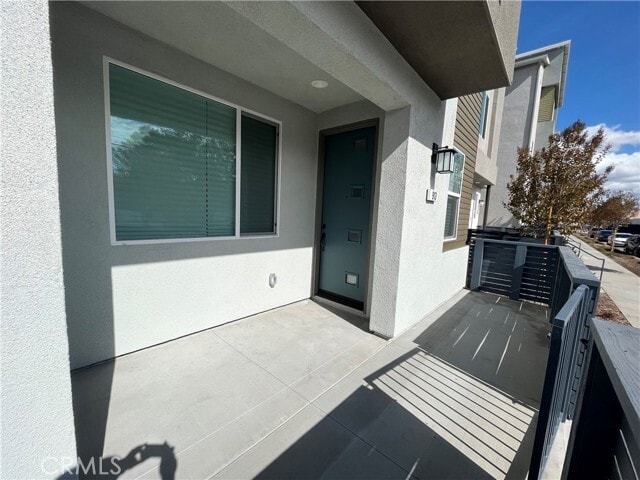 Photo - 913 E 2nd St