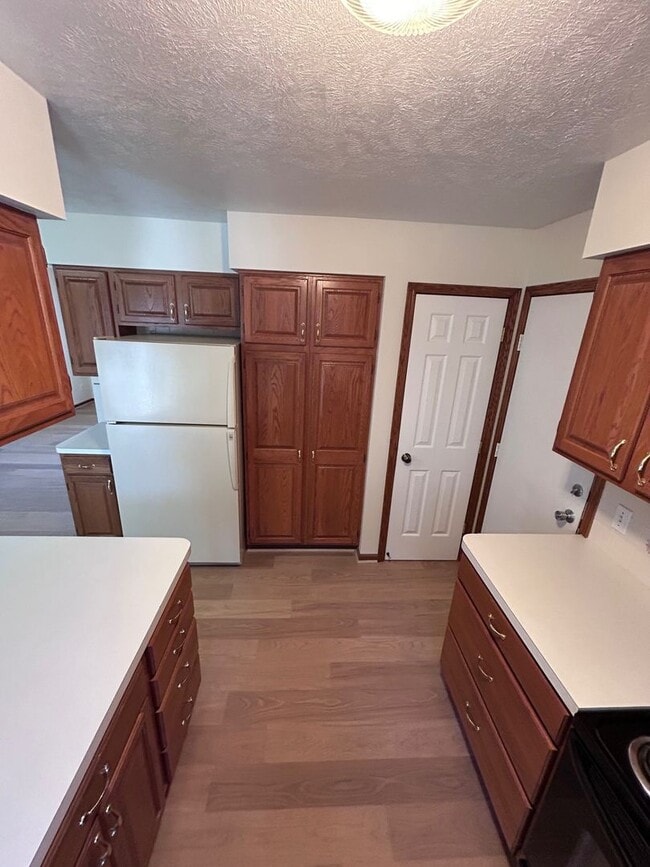 Photo - 963 Vos St Unidad 963