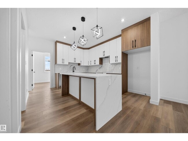 Building Photo - 5213-104A 104a St NW