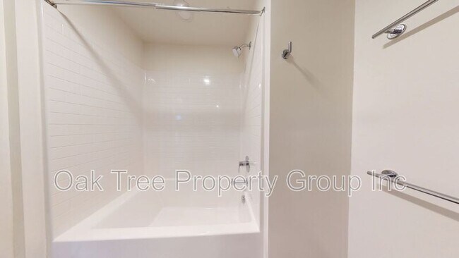 Photo - 532 Union St