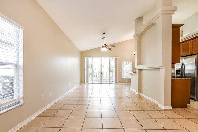 2167 Kaylas Ct