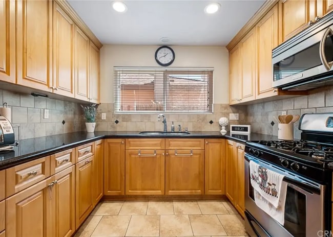 Photo - 4411 Boston Way