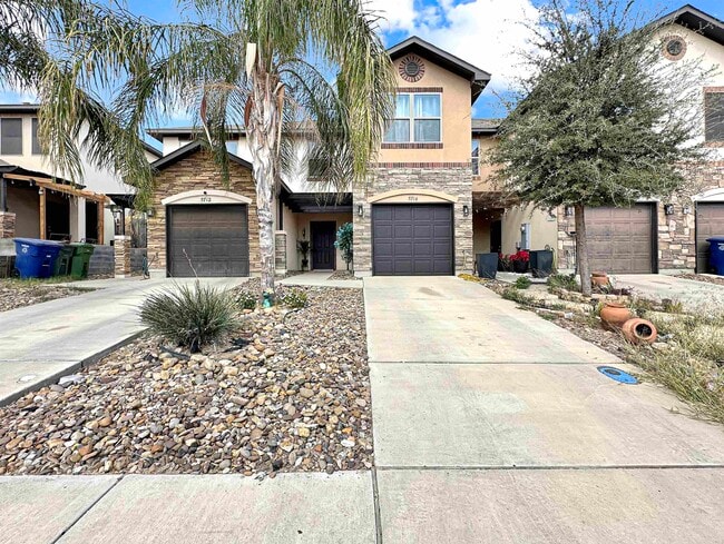 Building Photo - 5714 Montevista Dr Unit 0