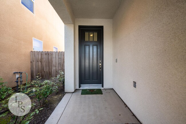 Photo - Canvas Collection at Copper River Ranch, 3BR/2.5BA, Built 2018, Gated Community - Lots of Amenities