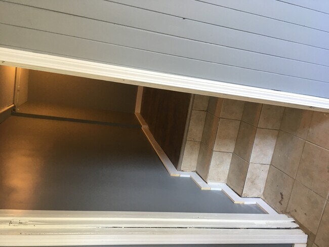 Photo - 393 Wellington Ave