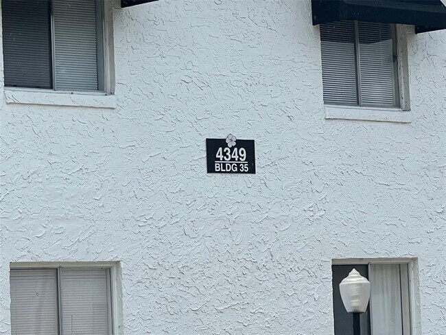 Photo - 4349 S Semoran Blvd Unidad 4