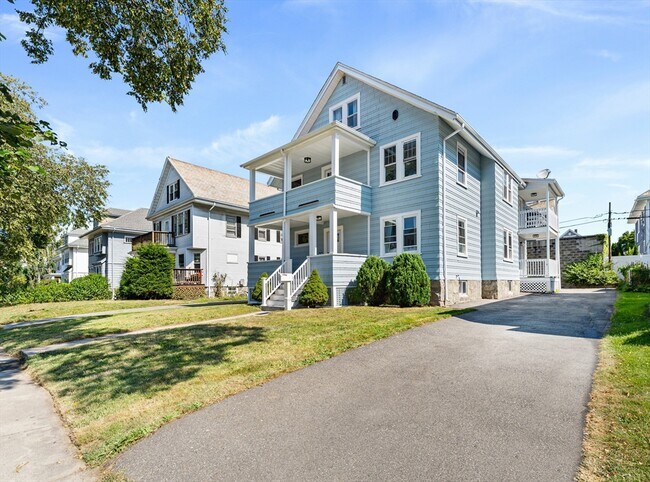 Photo - 125 Redlands Rd Townhome