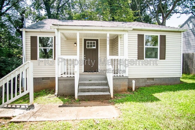 Building Photo - 607 Hillview Rd