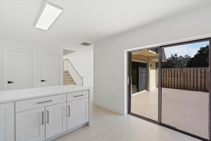 Photo - 2897 SW 22nd Cir