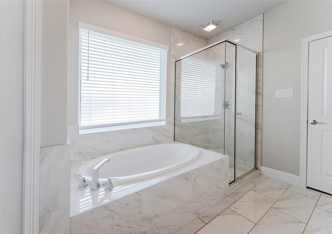 Photo - 13806 Llano Basin Ct