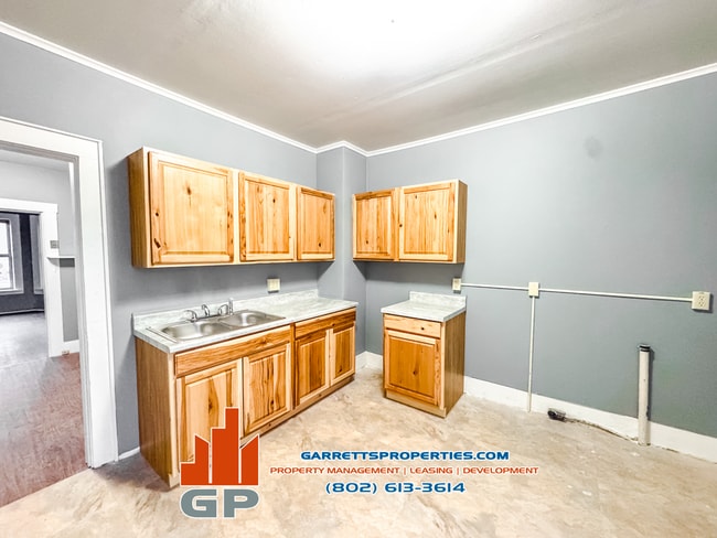 Building Photo - 23 Brook St Unit 3